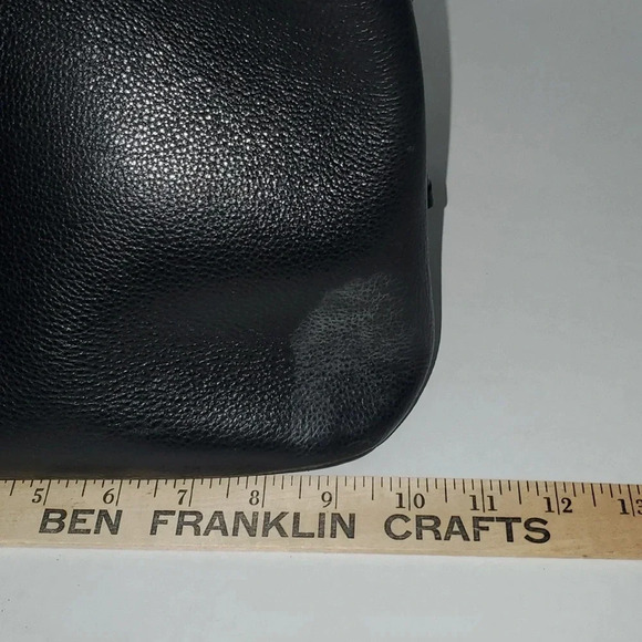 Kate Spade Marti Small Bucket Black Pebbled Leather - Picture 3 of 14